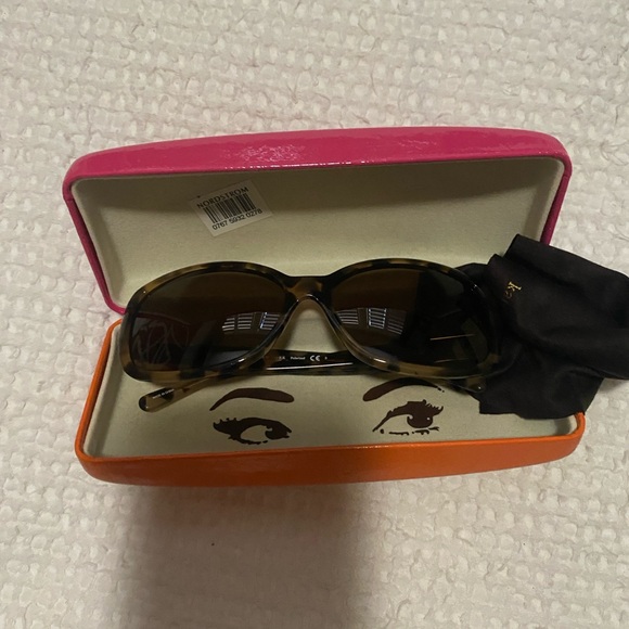 Kate Spade Tortoise Sunglasses with Pink and Orange Case - Picture 1 of 15